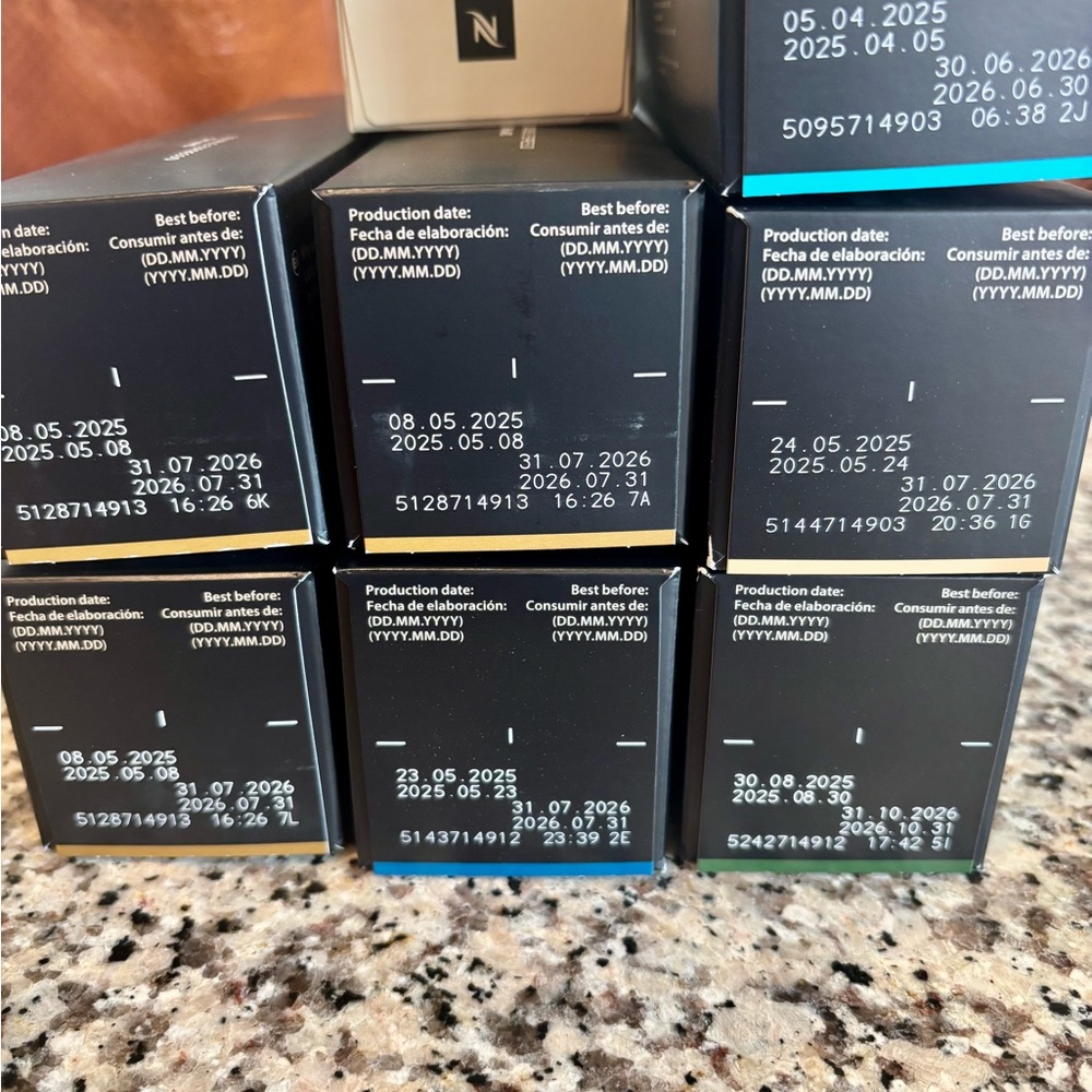 Nespresso Vertuo Pods Bundle - Picture 2 of 5